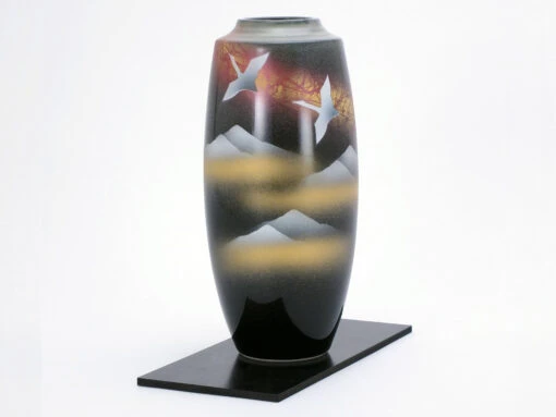 Vase Kutani "Grues Et Montagnes"